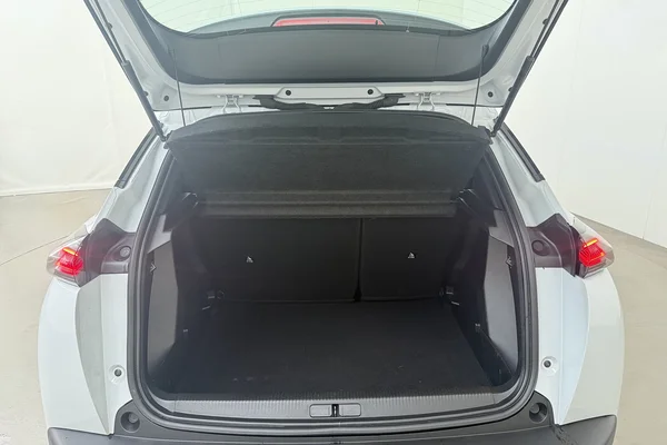 Peugeot 2008 (2025) — foto 14 van 18