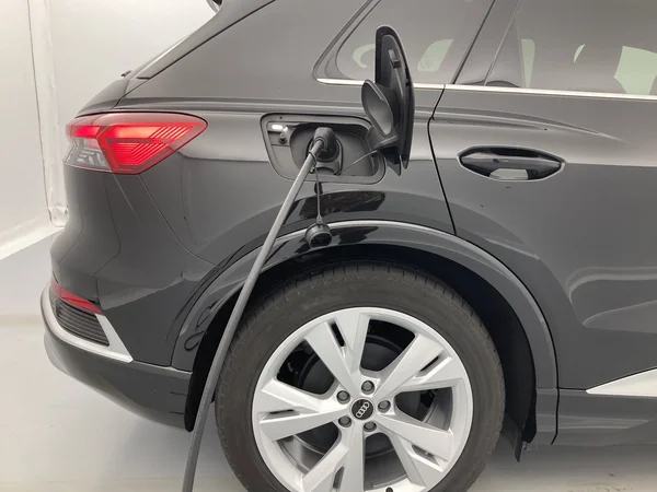 AUDI Q4 e-tron (2022) — foto 24 van 30