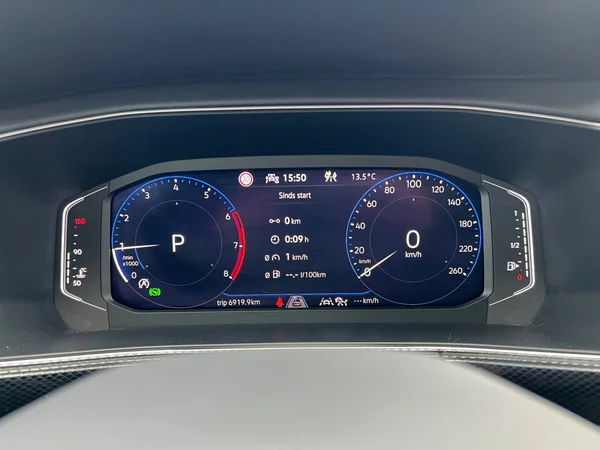 VOLKSWAGEN T-Cross (2025) — foto 6 van 24