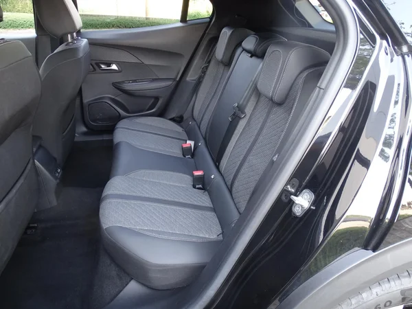 Peugeot 2008 (2025) — foto 4 van 18
