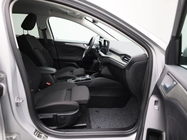 Ford Focus (2023) — foto 24 van 37