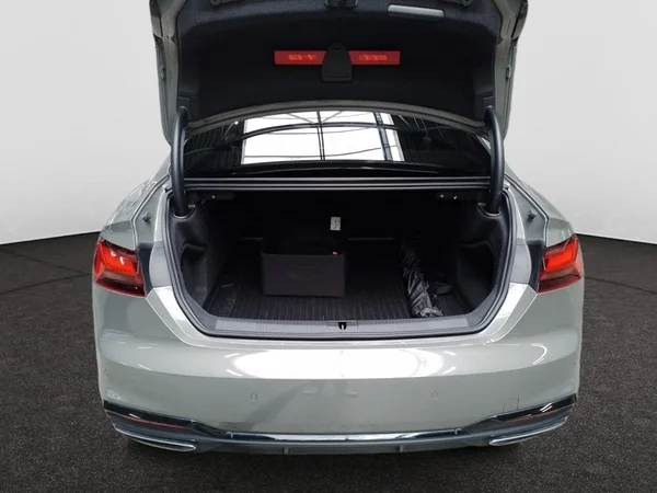 AUDI A5 (2023) — foto 14 van 23