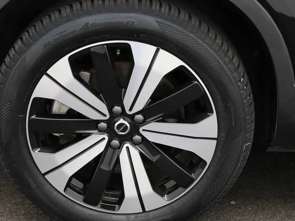 Volvo XC40 (2023) — foto 6 van 39