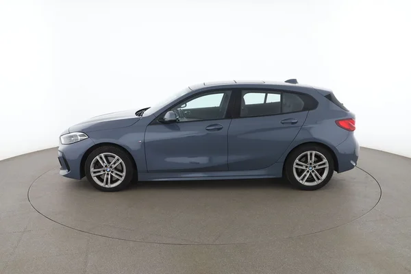 BMW 1-serie (2023) — foto 9 van 16