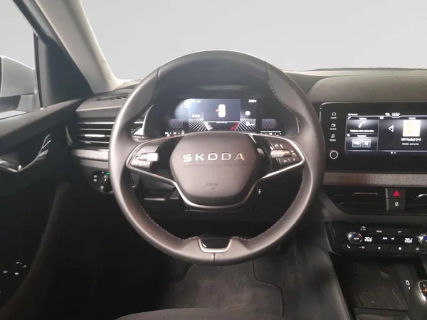 SKODA Kamiq (2025) — foto 5 van 23