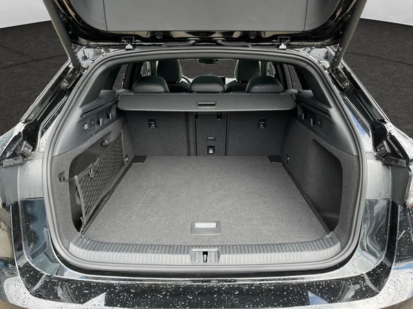 VOLKSWAGEN ID.7 Tourer (2025) — foto 21 van 22