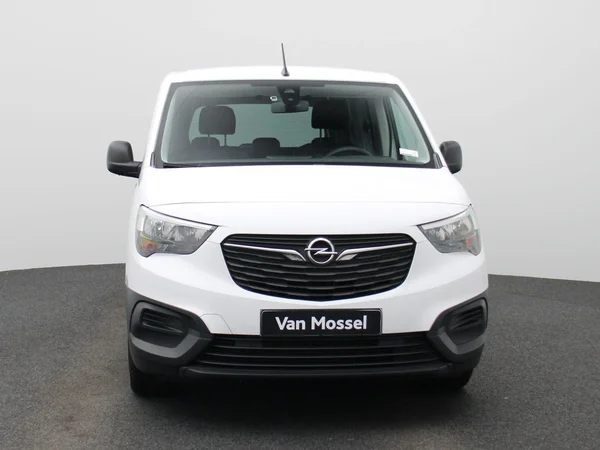 Opel Combo Life (2022) — foto 23 van 30