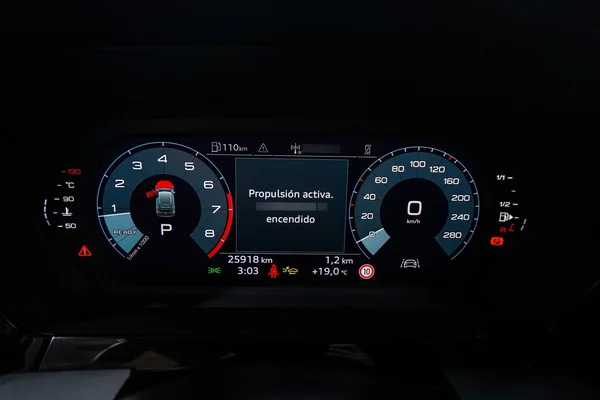 Audi A3 Sportback (2024) — foto 5 van 43