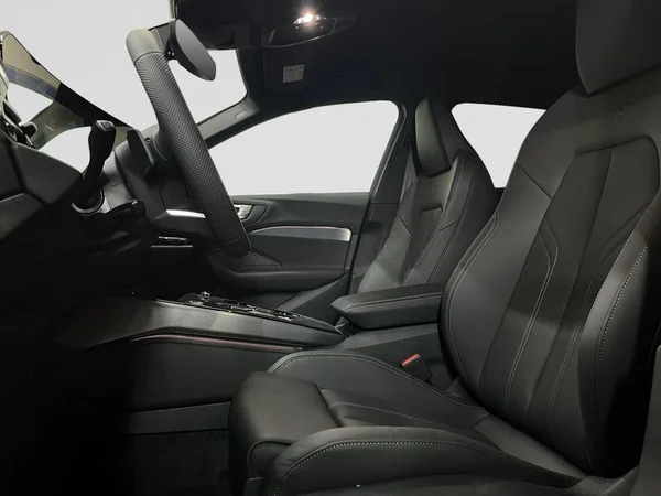 AUDI A5 Avant e-hybrid (PHEV) (2026) — foto 6 van 17