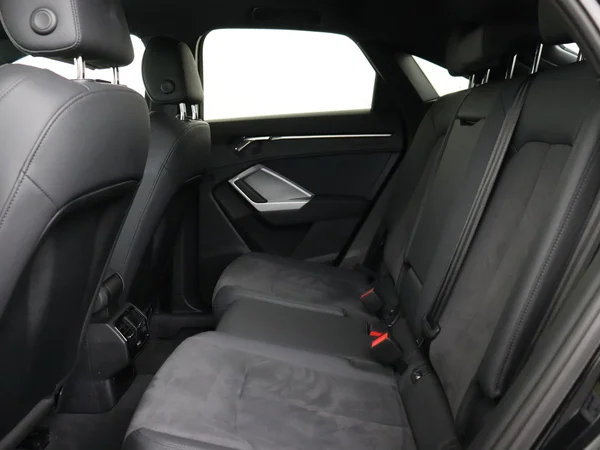 AUDI Q3 Sportback (2025) — foto 4 van 19