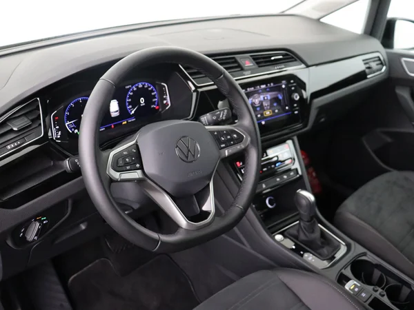 VOLKSWAGEN Touran (2025) — foto 20 van 20