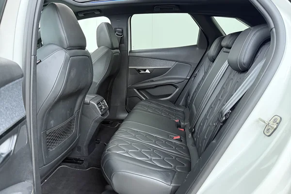 Peugeot 3008 (2019) — foto 24 van 25