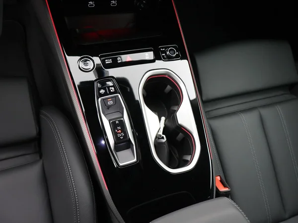 AUDI A6 Avant (2026) — foto 6 van 23