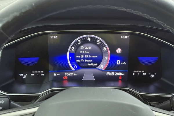 Volkswagen Polo (2023) — foto 14 van 25