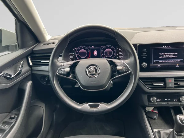 SKODA Scala (2021) — foto 15 van 18