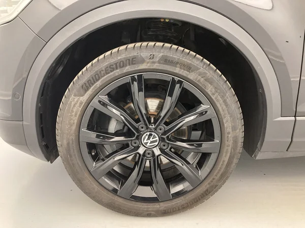 VOLKSWAGEN T-Roc (2022) — foto 25 van 36