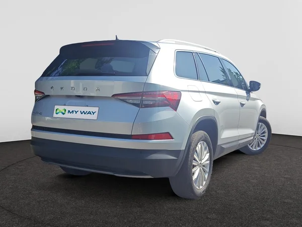 SKODA Kodiaq (2024) — foto 12 van 24