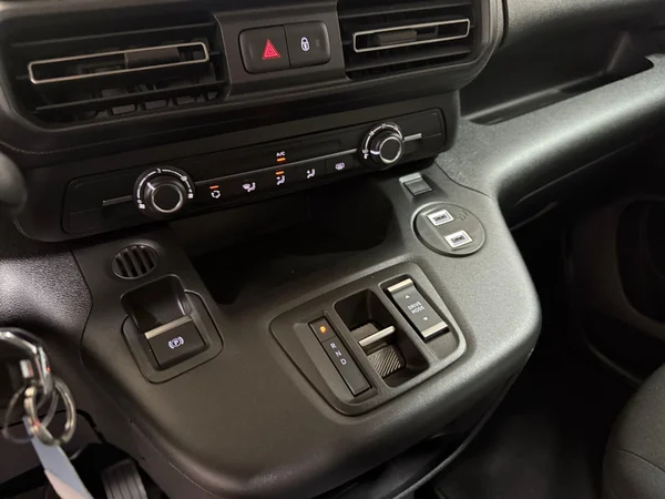 Citroen Berlingo (2025) — foto 9 van 30
