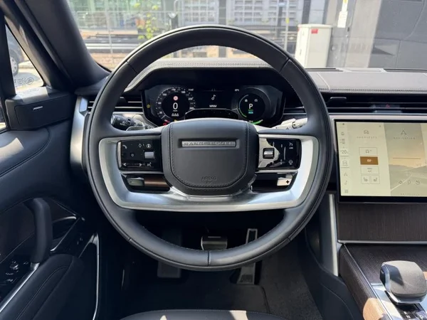 Land Rover Range Rover (2026) — foto 8 van 30
