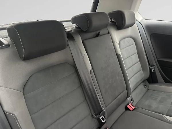 VOLKSWAGEN Golf VII (2018) — foto 22 van 24
