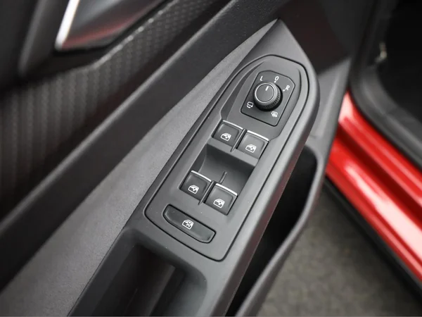 VOLKSWAGEN Golf VIII (2024) — foto 6 van 23