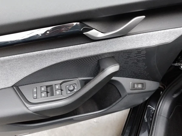 SKODA Octavia Combi (2025) — foto 5 van 15