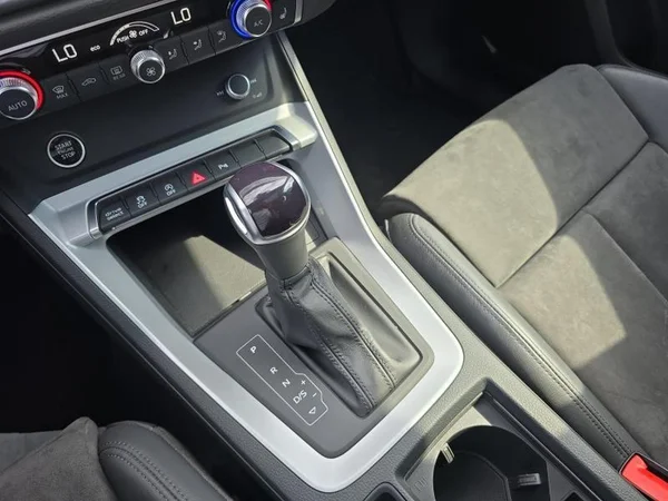 AUDI Q3 Sportback (2021) — foto 17 van 31