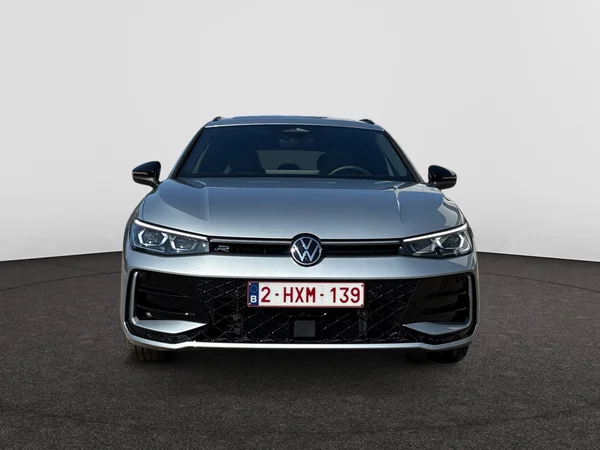 VOLKSWAGEN Passat Variant eHybrid (PHEV) (2025) — foto 12 van 16