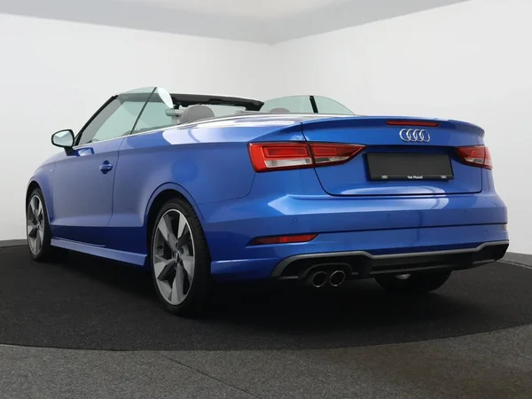 Audi A3 (2018) — foto 4 van 22