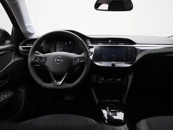 Opel Corsa-e (2023) — foto 46 van 48