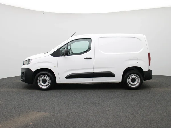 Peugeot Partner (2021) — foto 27 van 32