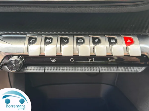 Peugeot 5008 (2024) — foto 2 van 37
