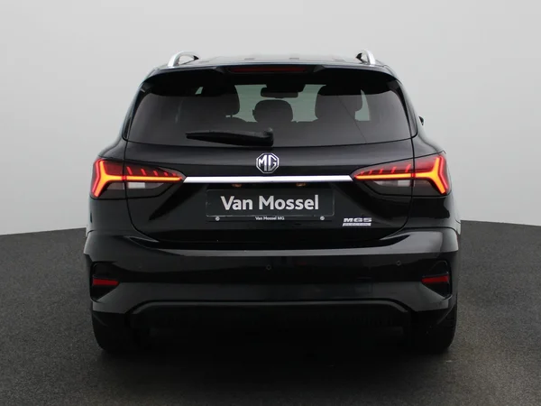 MG MG5 (2022) — foto 32 van 36