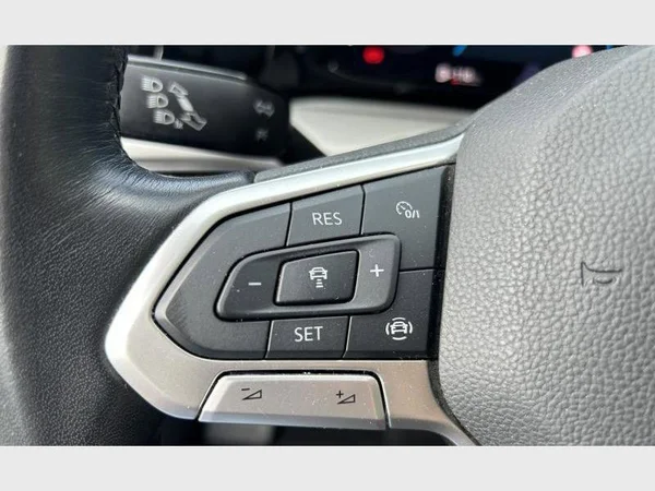 Volkswagen Golf VIII (2023) — foto 20 van 33