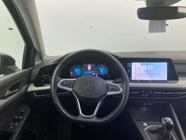 VOLKSWAGEN Golf VIII SW (2024) — foto 33 van 34