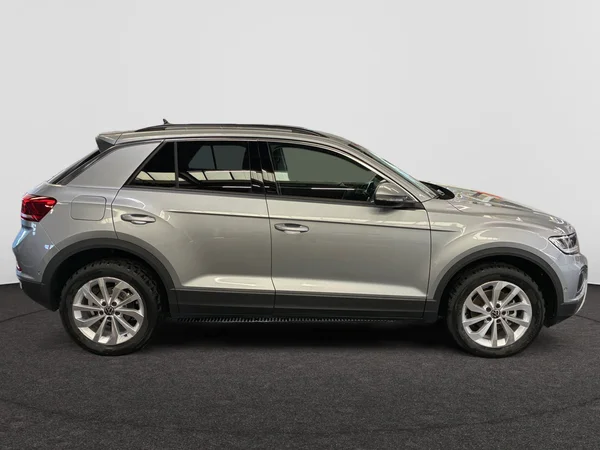 VOLKSWAGEN T-Roc (2026) — foto 3 van 24