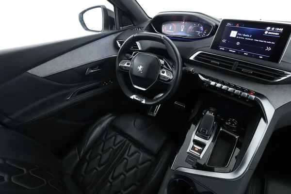 Peugeot 3008 (2018) — foto 4 van 16