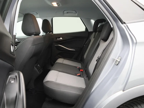 Opel Grandland (2023) — foto 4 van 40