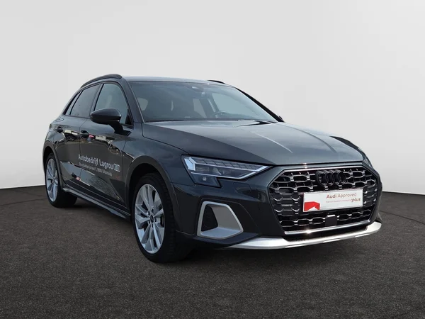 AUDI A3 Allstreet (2024) — foto 2 van 20