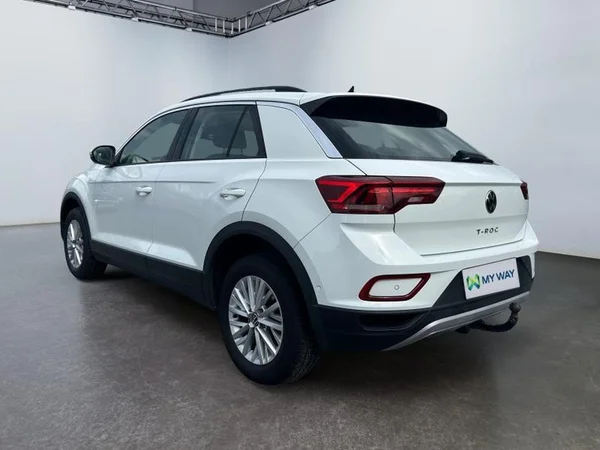 VOLKSWAGEN T-Roc (2022) — foto 23 van 31