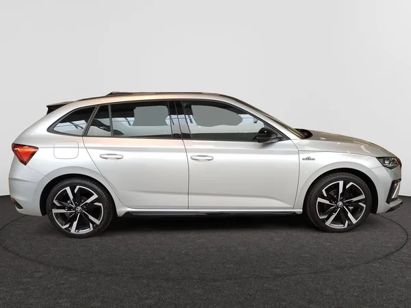 SKODA Scala (2025) — foto 13 van 16