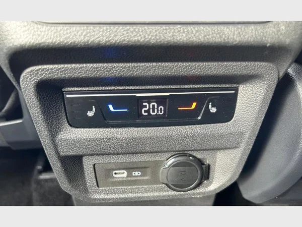 Volkswagen Tiguan Allspace (2023) — foto 32 van 40