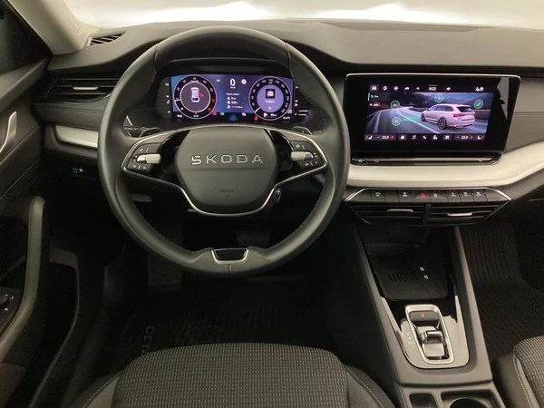 SKODA Octavia Combi (2025) — foto 31 van 36