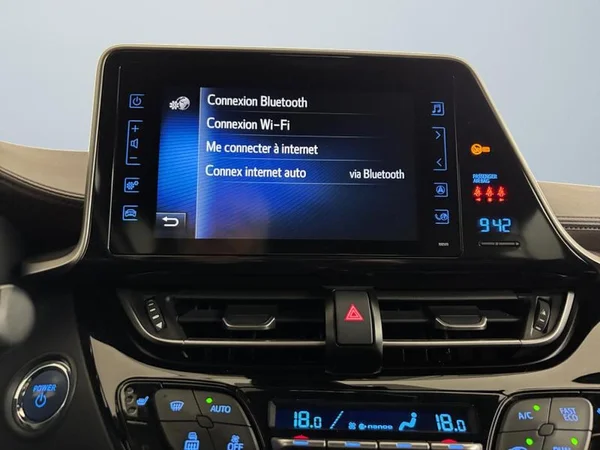 Toyota C-HR (2019) — foto 7 van 17