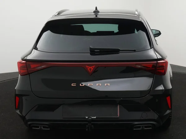 CUPRA Leon ST (2025) — foto 18 van 22