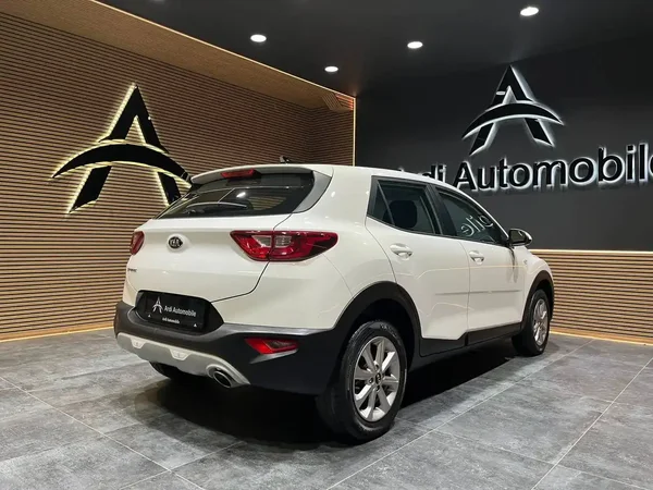 Kia Stonic (2020) — foto 14 van 19
