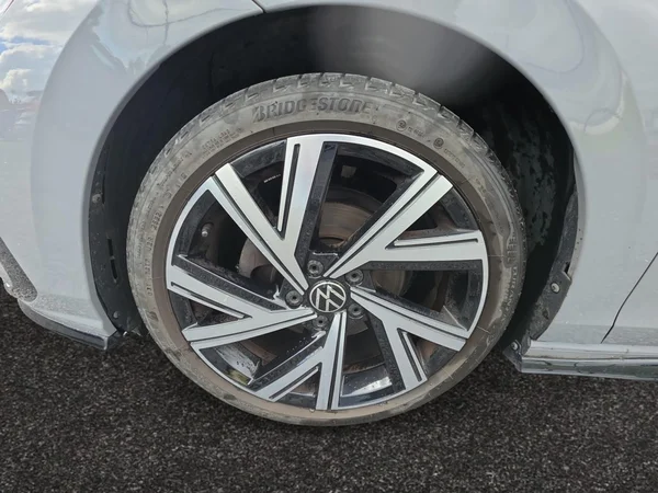 VOLKSWAGEN Golf VIII SW (2022) — foto 16 van 24
