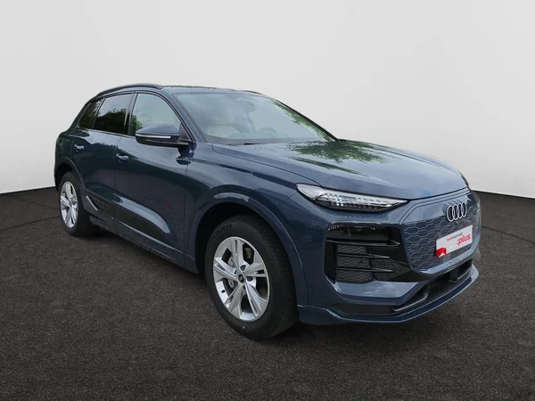 AUDI Q6 e-tron (2026) — foto 22 van 24