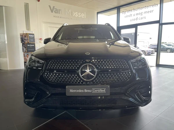 Mercedes-Benz GLE (2023) — foto 12 van 23