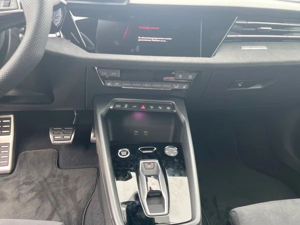 AUDI A3 Sportback (2025) — foto 24 van 24